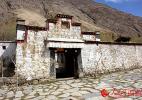 Oct. 25, 2016 -- Thonpa village of Nyemo County, Lhasa is not only known for producing Tibetan incense, it is also the hometown for the founder of the Tibetan language, Thonmi Sambhota. Photo shows Thonmi Sambhota’s childhood home in the Thonpa Scenic District in Nyemo County.