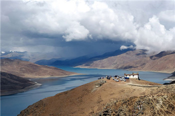 Tibet launches tour lines featuring Tibetan culture in winter