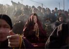 Nov. 21, 2016 -- Lhabab Duchen Festival or Buddha Sakyamuni’s Descent Day occurs on the 22nd day of the 9th month in Tibetan calendar. It is a Buddhist festival to celebrate Buddha’s descent from the Heaven of Thirty-Three back to earth. 