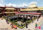 Jan. 17, 2017 -- Situated northwest of Lhasa, the capital of the Tibet autonomous region, the palace consists of a group of large-scale castle-like buildings. Originally built in 7 AD by Srongtsen Gampo for marrying Princess Bhrikuti and Princess Wencheng, it was reestablished during the 17th century as the residential palace for the Dalai Lamas, and also as the ruling center of the unification of politics and religion in Tibet. The buildings are white and red and have a magnificent palace roof. There are 1,000 rooms, 10,000 shrines and 200,000 statues within the buildings that stand thirteen stories tall. [China.org.cn]  