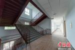 July 11,2017--The interior of the prefabricated steel teaching building at Gangdul Township Primary School. [Photo/Chinanews.com]