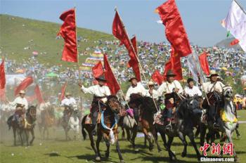 18th Gannan Shambhala Tourism Festival kicks off in NW China