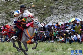 Horse racing activity held in Tibet to celebrate harvest
