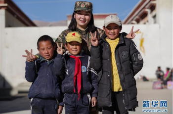 'Border mothers' give love to children of poor families in Tibet