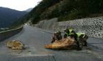 Nov. 20, 2017 -- Photo shows rescue staff are clearing away broken rocks caused by earthquakes occurred in Nyingchi, southwest China`s Tibet Autonomous Region on the morning of Nov. 18, 2017. 
