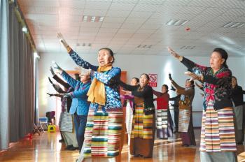 Shigatse improves the system of public cultural services