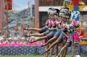Spring Festival: time to show charm of diversification with 56 ethnic groups