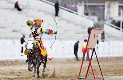 Traditional equestrian performance held to celebrate New Year