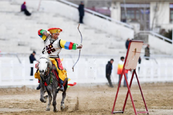 Traditional equestrian performance held to celebrate New Year