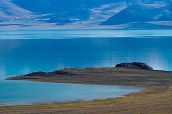Scenery of Zhari Namco Lake in Ali, China’s Tibet