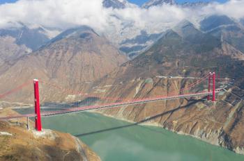 New expressway to Sichuan Ganzi Tibetan Autonomous Prefecture open to traffic 