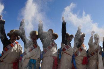 Tibetan farmers celebrate New Year one month early