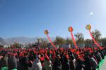 Apr. 1, 2019 -- Photo shows a large number of people from all works of life attending the ceremony of the 60th anniversary of Tibet`s democratic reform on Potala Palace Square in Lhasa, the capital city of southwest China`s Tibet Autonomous Region, on March 28, 2018. [China Tibet News/He Baoxia]