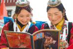 May 5,2019--Photo shows residents of a local neighborhood committee reading a book in Lhasa, capital city of southwest China`s Tibet Autonomous Region. [China Tibet News/Tang Bin]