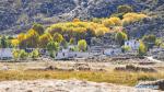 Oct.14,2019 -- Photo taken on Oct. 10, 2019 shows the scenery in Doilungdeqen of Lhasa, southwest China`s Tibet Autonomous Region. (Xinhua/Li Xin)