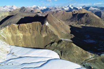 Beauty of Korchung Kangri glacier in China's Tibet