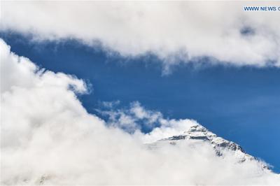 View of Mount Qomolangma amid cloud