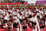 Oct.12,2020 -- Dancers perform during a gala in celebration of the 70th anniversary of the liberation of Qamdo, in Qamdo City, southwest China`s Tibet Autonomous Region, Oct. 9, 2020. (Xinhua/Jigme Dorje)