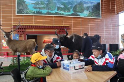 Pupils in Tibet get a lesson from space station
