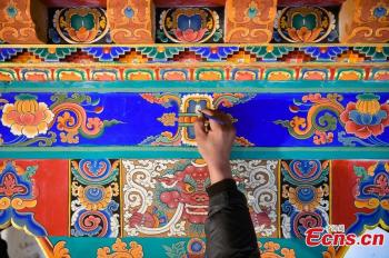 Tibetan handcrafts create jobs