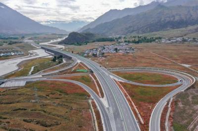 120,000 km of roads operational in Tibet in 2021