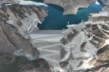 China's highest-altitude mega hydropower plant put into operation