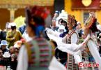 A Tibetan Opera troupe performs the classic Tibetan opera in Norbulingka, Tibet Autonomous Region, on May 2, 2023.(Photo: China News Service/Li Lin)