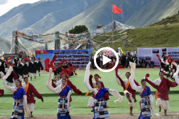 Tibetan culture can be maintained through protection, development