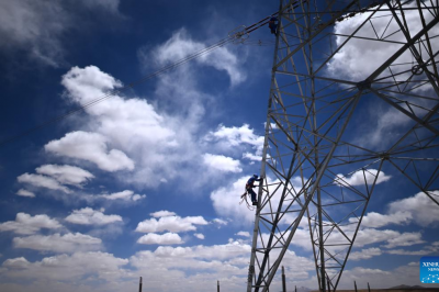 Qinghai-Tibet grid interconnection project under annual centralized maintenance