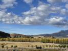 A natural landscape graces a suburb of Shigatse, Tibet autonomous region. [Photo by Daqiong/chinadaily.com.cn]