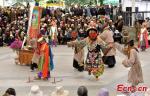 Artists stage a Tibetan opera performance near the Potala Palace in Lhasa, southwest China`s Xizang Autonomous Region, on June 12, 2024. (Photo: China News Service/ Li Lin)